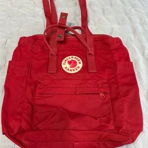 Fjallraven Kånken Deep Red Backpack